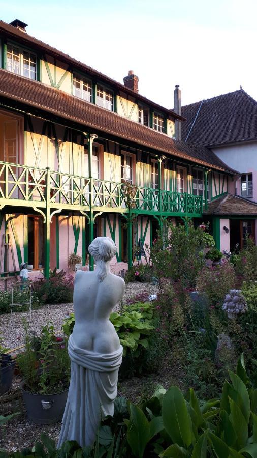 La Maison Rose Saint-Pierre-d'Autils Ngoại thất bức ảnh